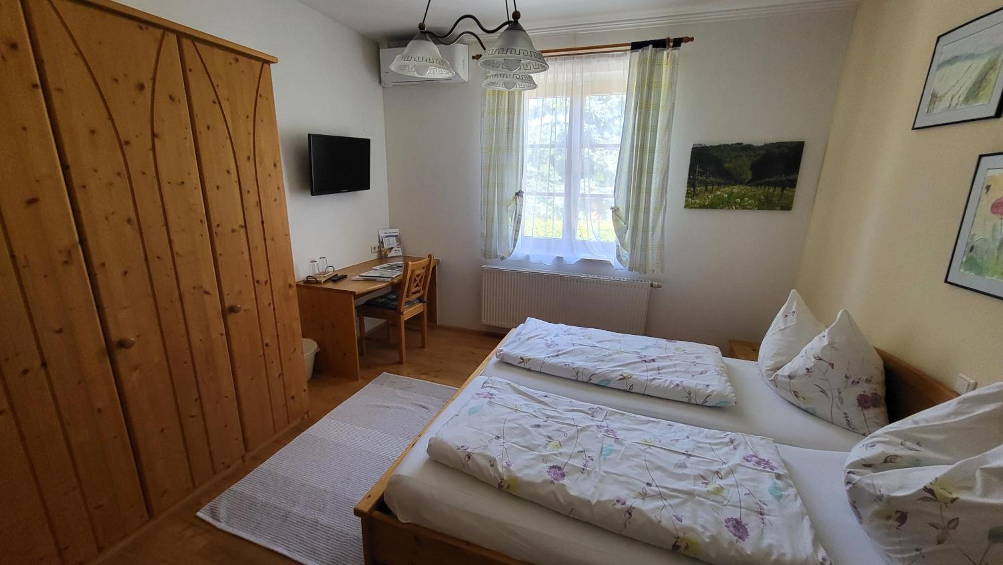 Weingut Pugl Appartement Leibnitz Buitenkant foto